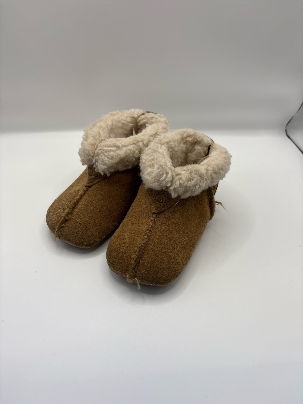 UGG Gojee Chestnut Suede Size